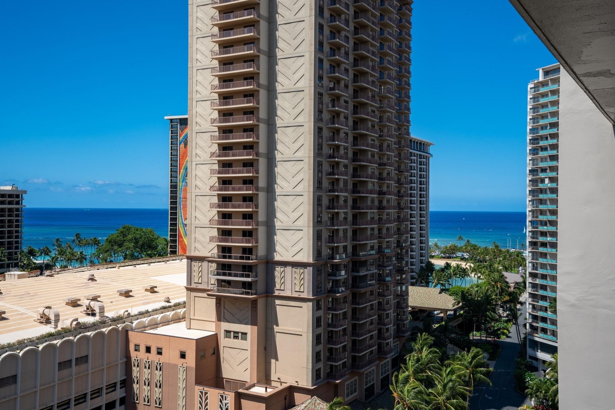 Aqua Palms Waikiki Aparthotel Honolulu Exterior photo