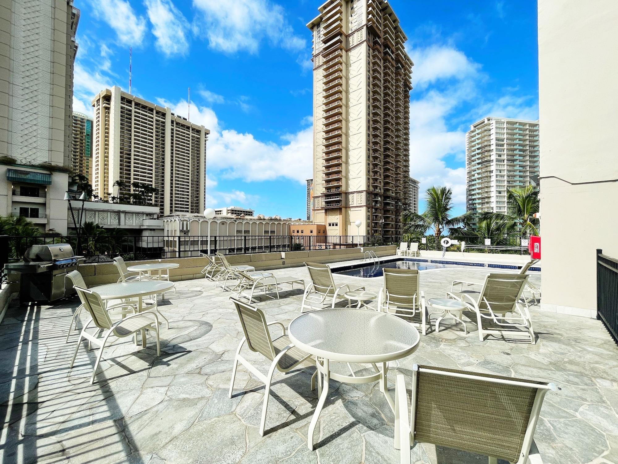 Aqua Palms Waikiki Aparthotel Honolulu Exterior photo