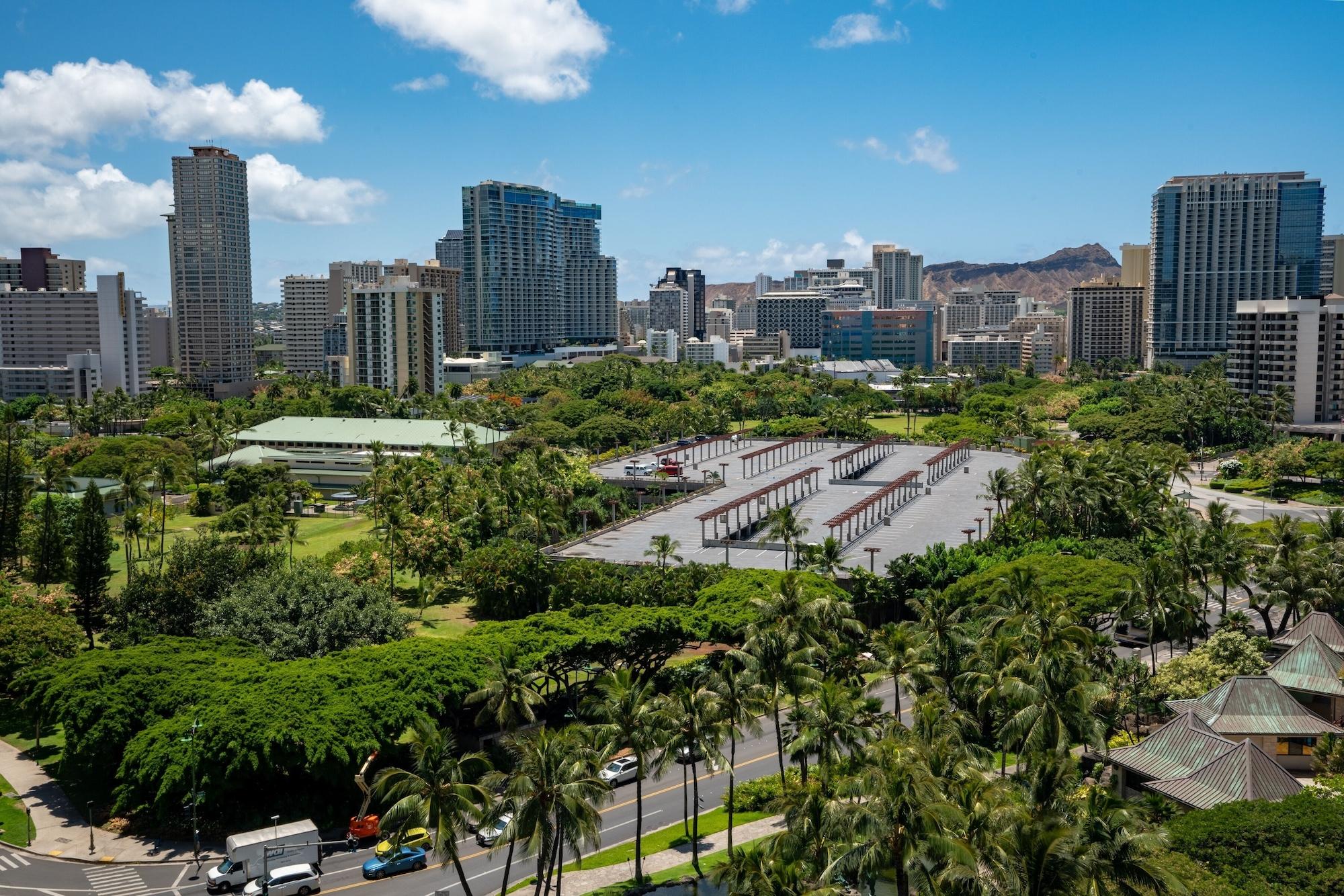 Aqua Palms Waikiki Aparthotel Honolulu Exterior photo