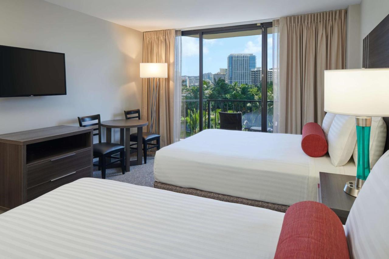 Aqua Palms Waikiki Aparthotel Honolulu Exterior photo